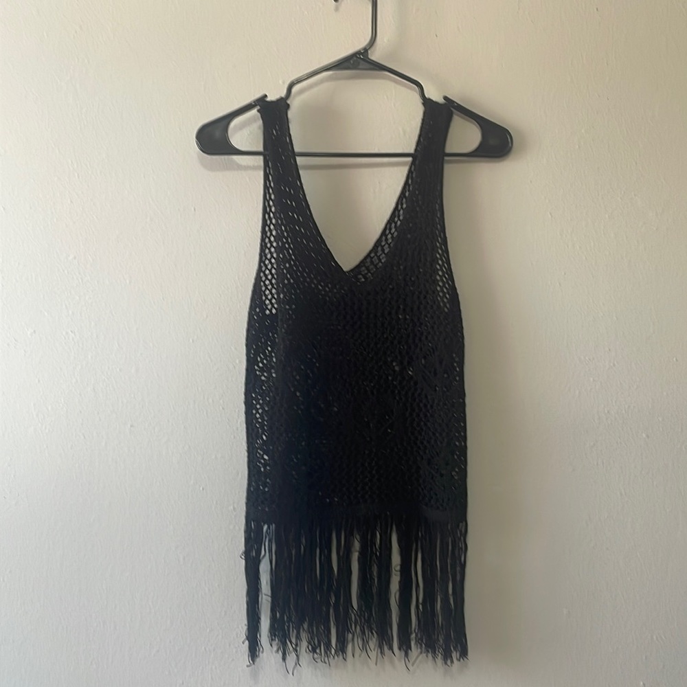 Black mesh cover